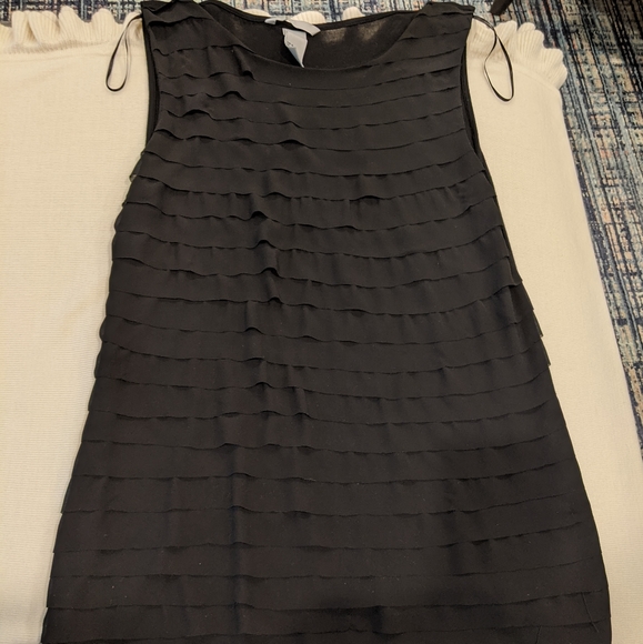 BOGO H&M Sleeveless Black-Tiered Front Blouse, M - Picture 1 of 6